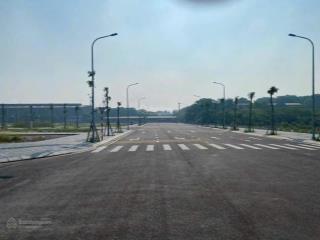 Hàng siêu vip. lô đất hoa hậu 3 mặt tiền 165m tái định cư mai hiên, thích hợp làm văn phòng công ty