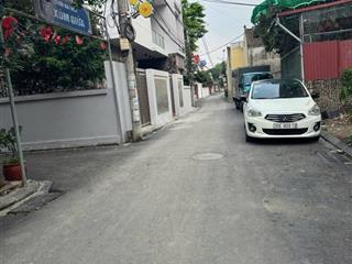 Hiếm có khó tìm. 1 lô duy nhất 40m mai hiên, ô tô lexus đỗ cửa, hàng xóm vin cổ loa, vin yên thường