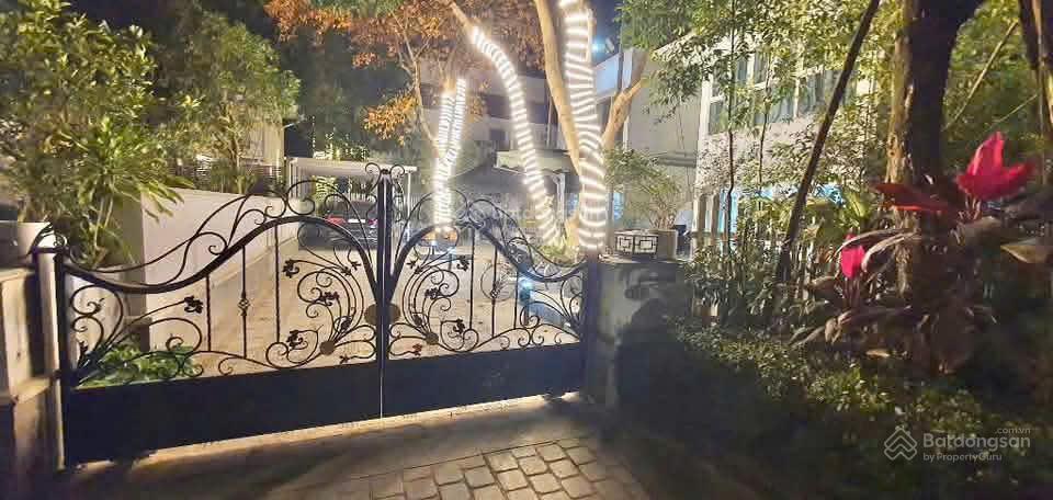 Chính chủ gửi bán biệt thự đơn lập ecopark giá tốt 427m2 hoàn thiện cao