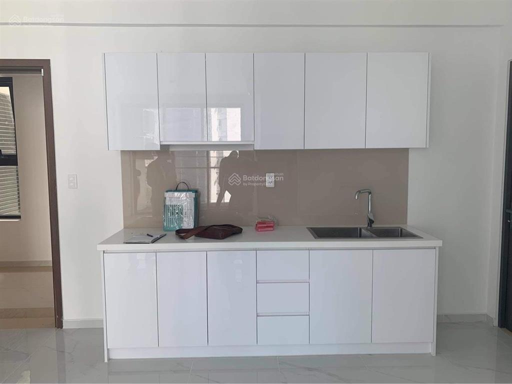 Cho thuê căn hộ 2pn 2wc 69m² nội thất cơ bản giá 13tr d'lusso
