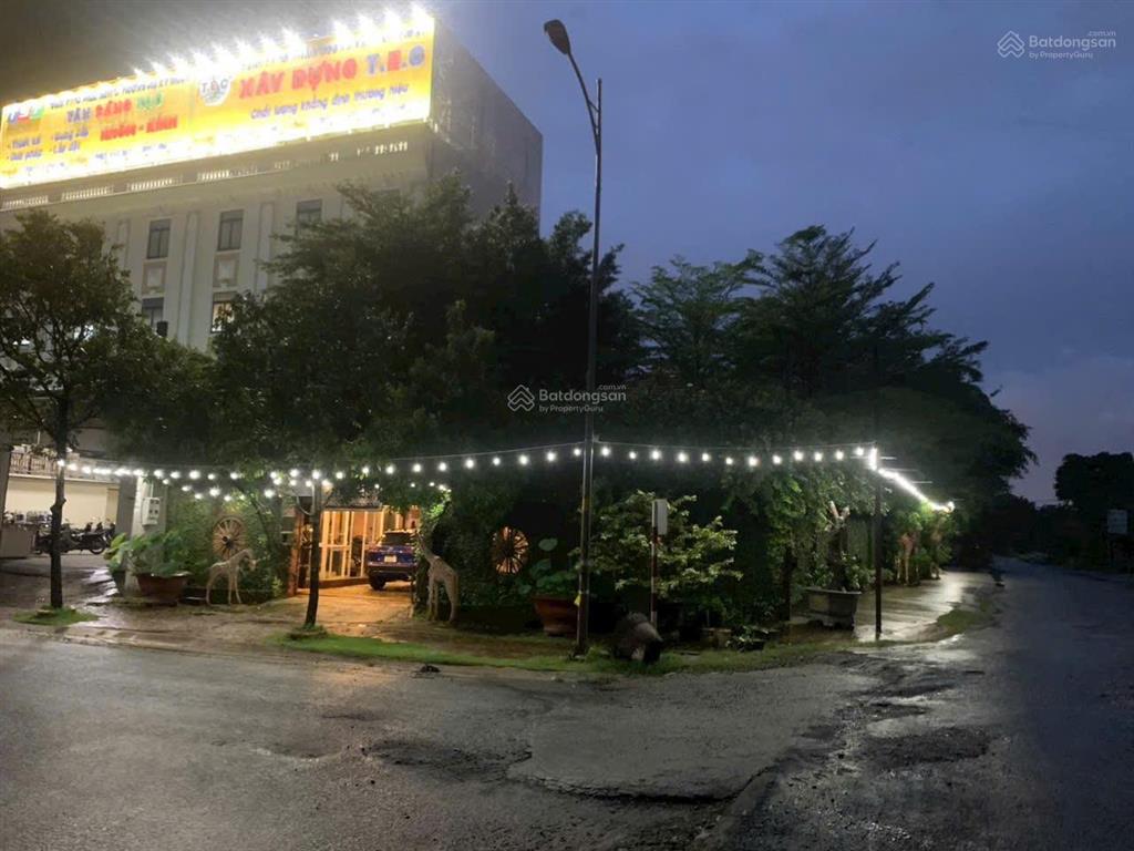 Siêu phẩm mặt bằng sân vườn lô góc 2 mặt tiền view trực diện công viên sông sài gòn