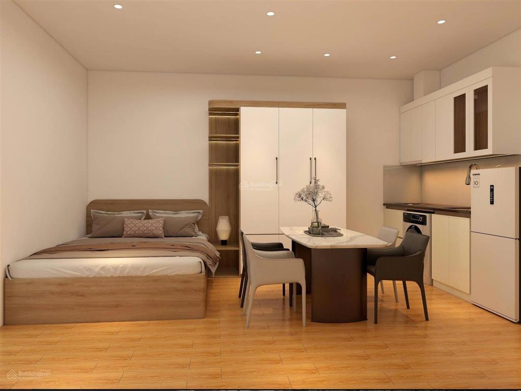 Bán tòa nhà 8 tầng  view hồ hạ đình  112m2  dòng tiền khai thác 4000usd/ tháng  mới 100%