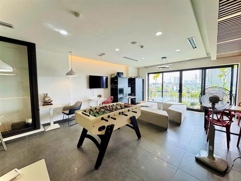 Bán toà nhà 9 tầng hoàng cầu, lô góc ô tô tránh, đang cho thuê 90 triệu/ tháng, giá hơn 30 tỷ !