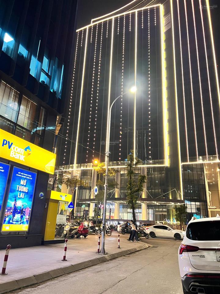 Bán nhà phố láng hạ, nhiều văn phòng cafe, 101m2, mặt tiền 7.5m, giá 47 tỷ  ô tô tránh