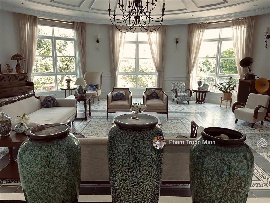 Cần bán gấp 3 căn hộ 106m2 và 189m2 và 380m2 tại the manor mễ trì. giá từ 85tr/m2.  0832 201 ***