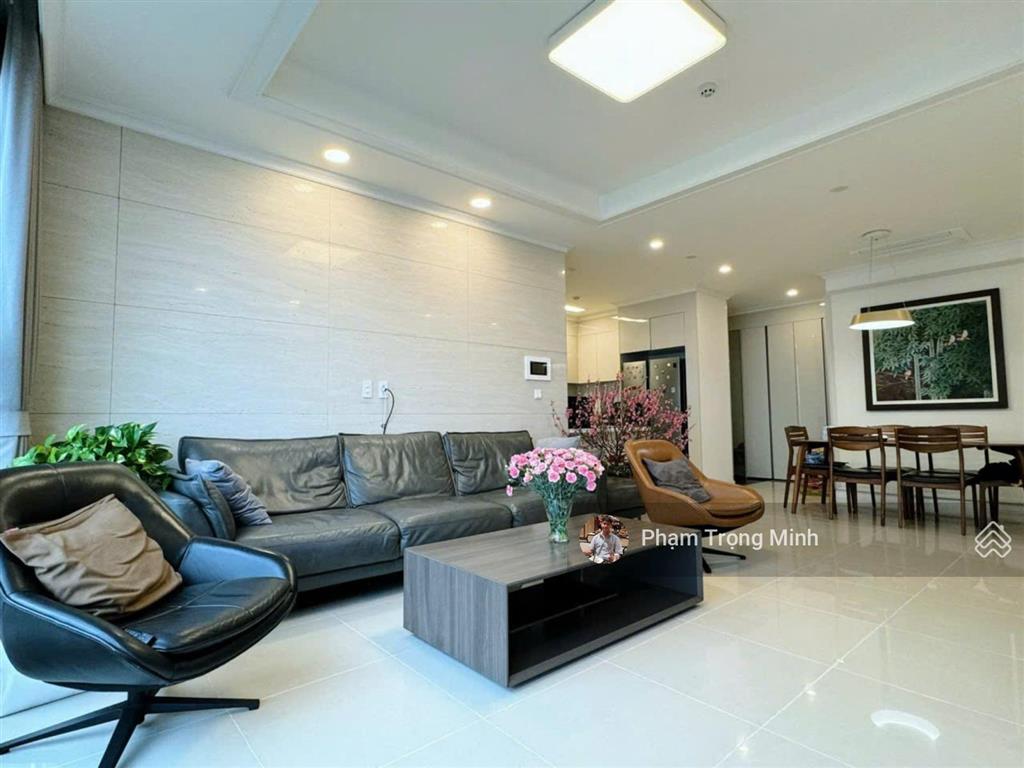 Chính chủ bán căn hộ duplex 130m2, 3pn view thành phố, full đồ, chung cư trung yên plaza. giá 14 tỷ