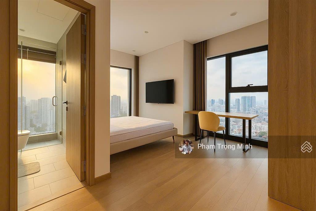 Bán nhanh căn hộ tại west point, 4pn, sổ lâu dài, 132m2, 14,8 tỷ, full đồ.  0832 201 ***