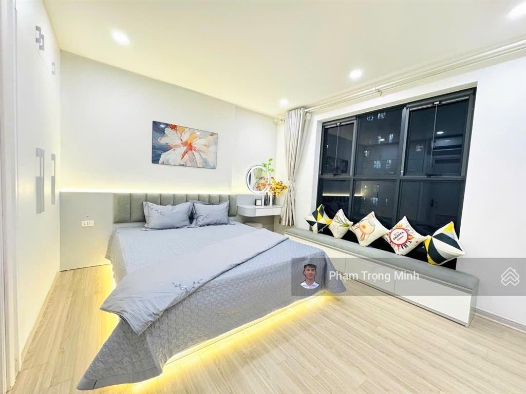 (mới) bán căn hộ 125m2, 3pn thoáng sáng view trung kính, chung cư e4 yên hoà park view. giá 13,2 tỷ