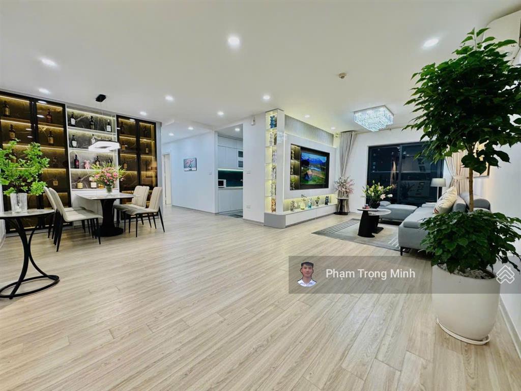 (mới) bán căn hộ 125m2, 3pn thoáng sáng view trung kính, chung cư e4 yên hoà park view. giá 13,2 tỷ