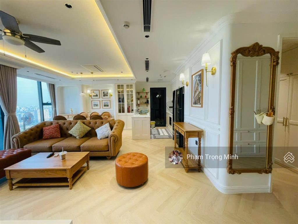 Hiếm! chính chủ bán căn hộ 125m2 3pn 2vs toà tân hoàng minh 36 hoàng cầu, nhà đẹp.  0832 201 ***