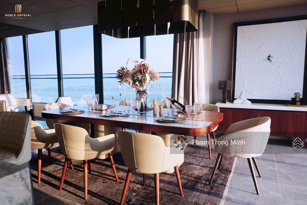 Chính chủ bán penhouse 2 tầng, 6pn view thành phố, full đồ đẹp, chung cư az lâm viên. giá 24 tỷ