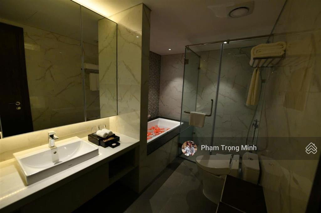 Chính chủ bán căn 3pn 115m2 hong kong tower  đống đa, tầng trung view thành phố, sổ đỏ lâu dài