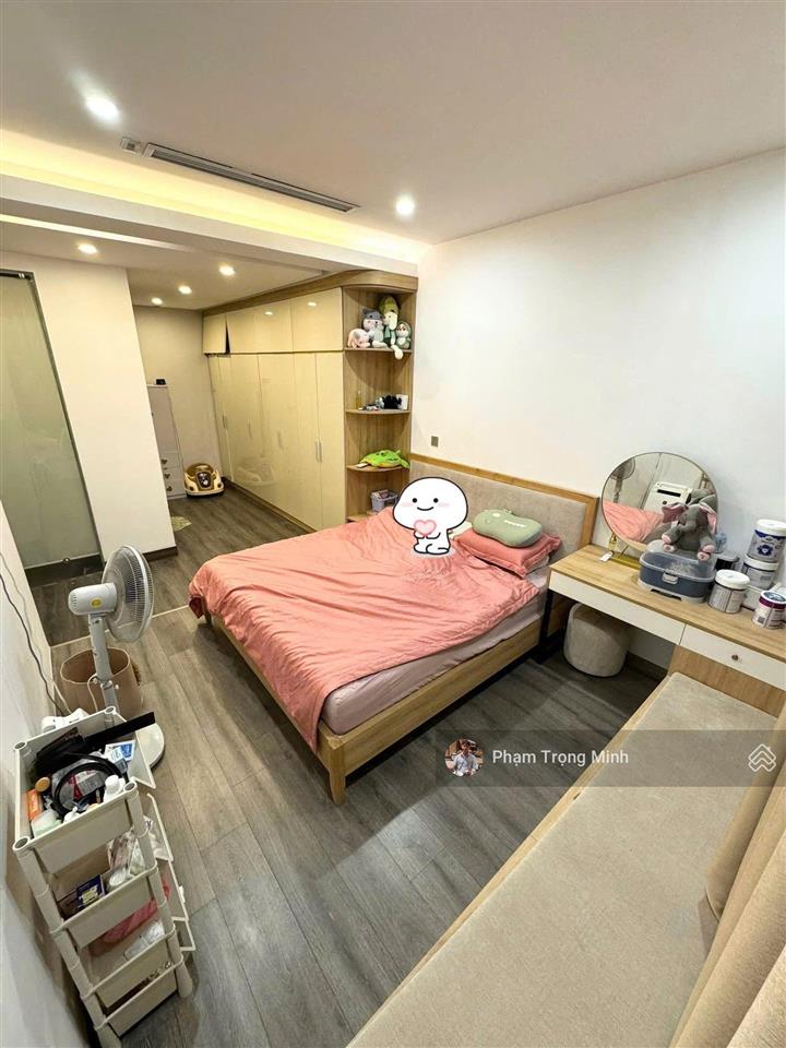 Bán gấp căn góc 3pn sáng + 1, 135m2 chung cư vimeco  nguyễn chánh, 10,4 tỷ, full đồ đã sửa đẹp