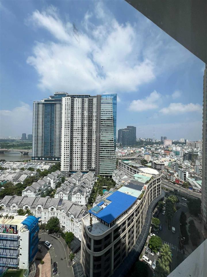 Cho thuê nhanh căn 2pn, tầng cao, nội thất mới 100%, giá 19 triệu/tháng.  pkd 0931 452 *** xem nhà
