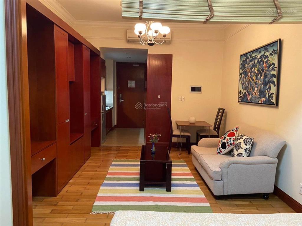Cho thuê căn studio the manor giá 11,5 triệu.  em xem nhà 0931 452 ***