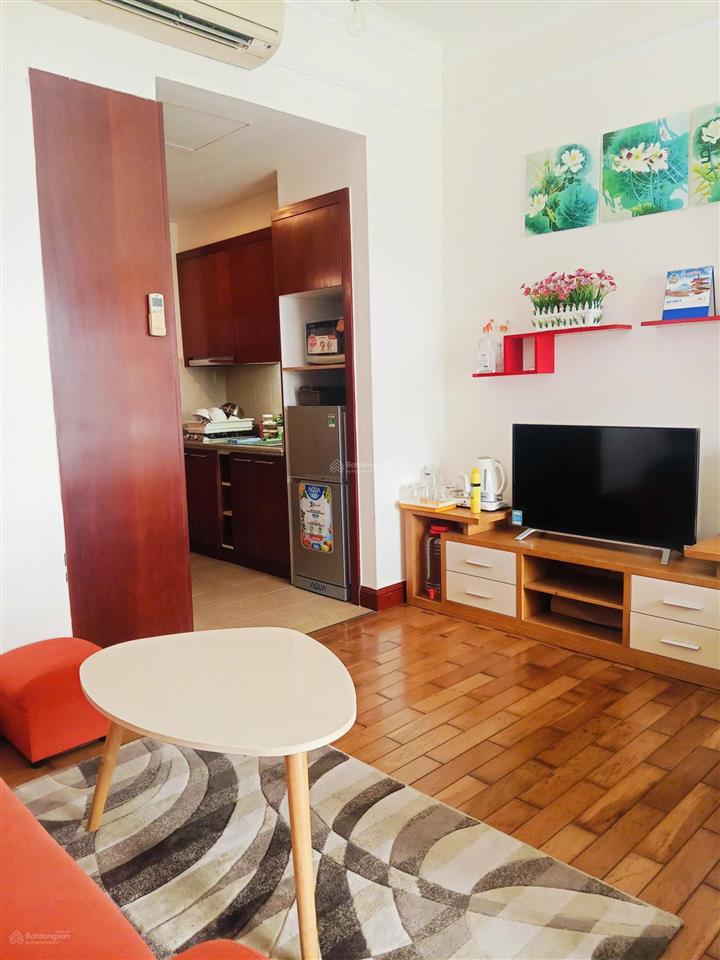 Cho thuê căn studio the manor giá 11,5 triệu.  em xem nhà 0931 452 ***