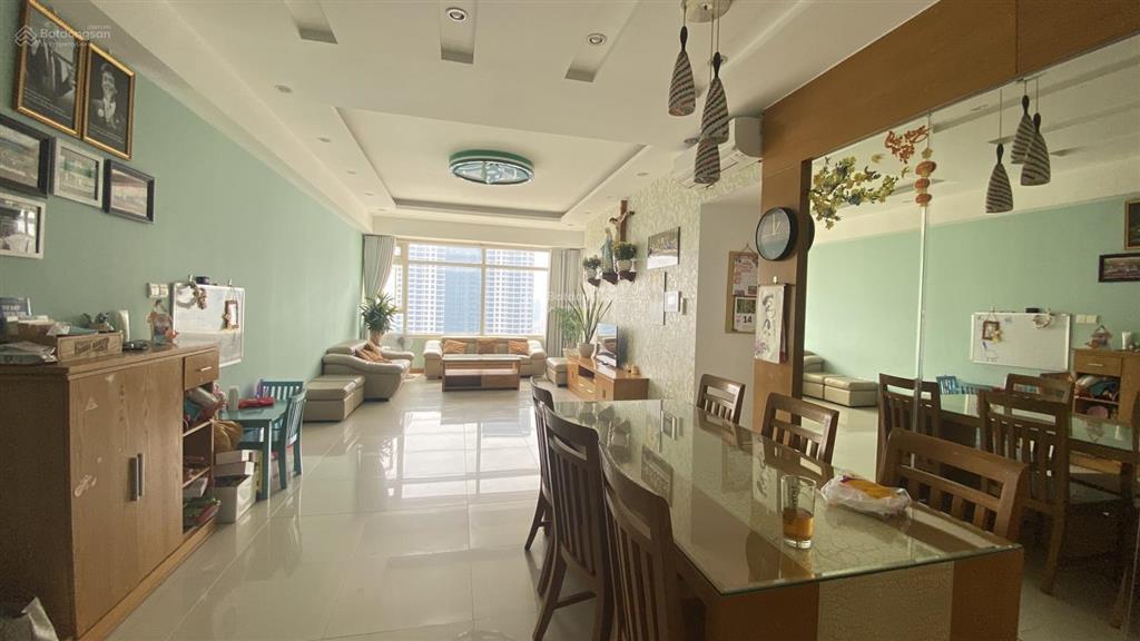 Chủ nhà bán nhanh căn 3pn saigon pearl giá 13 tỷ.  em xem nhà ạ 0931 452 *** 0945 117 ***