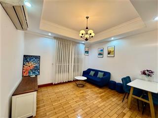 Bán căn 2pn the manor giá 7,2 tỷ.  em xem nhà ạ 0931 452 ***