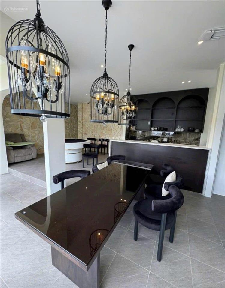 Kẹt nguồn vốn cần bán căn villa tô hiến thành, đà lạt ngay bến xe liên tỉnh