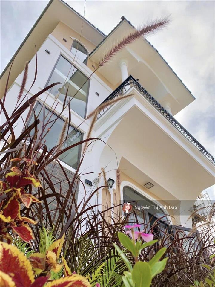Bán villa trịnh hoài đức thuận tiện kinn doanh nghỉ dưỡng tại đà lạt