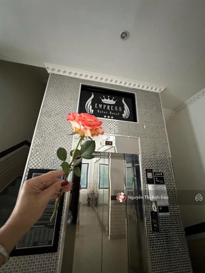 Bán khách sạn cực rộng đẹp trung tâm thành phố đà lạt