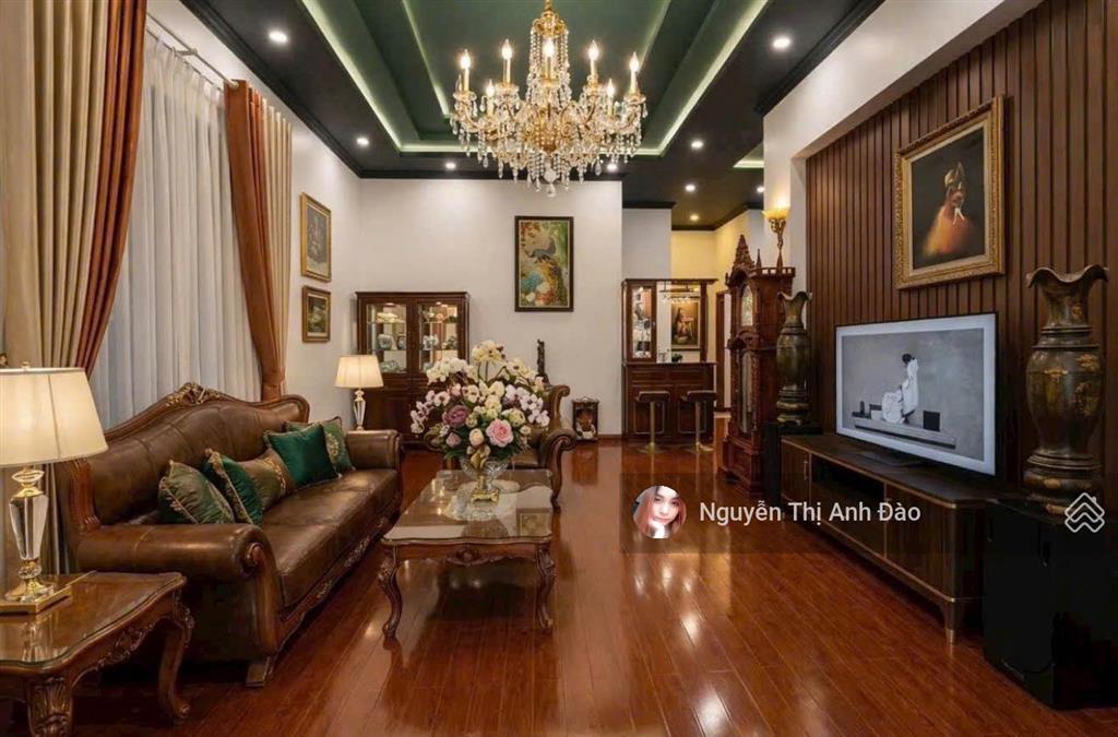 Bán biệt thự châu âu đẹp như hình tại trịnh hoài đức phường xuân trường  đà lạt