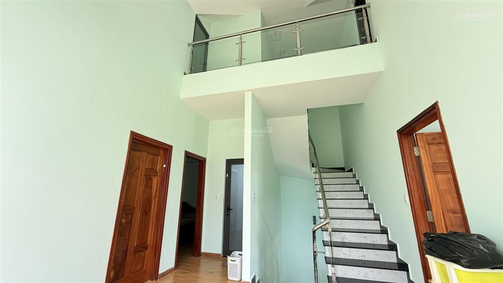 Bán biệt thự sân vườn đường nam hồ phường xuân trường  đà lạt view cao thoáng đẹp.