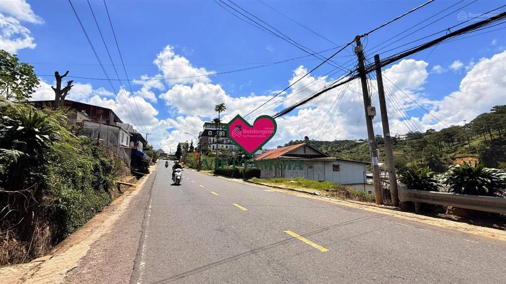 Bán đất đường triệu việt vương phường xuân hương  đà lạt thuận tiện xây khách sạn view thông đẹp