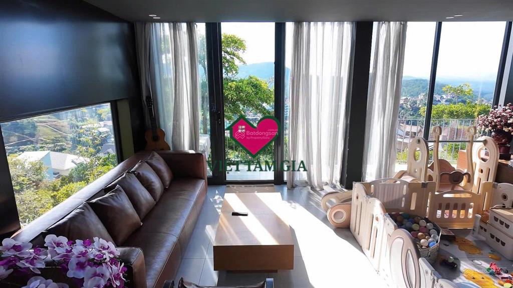 Biệt thự view thông vĩnh viễn đường khe sanh phường xuân hương  đà lạt