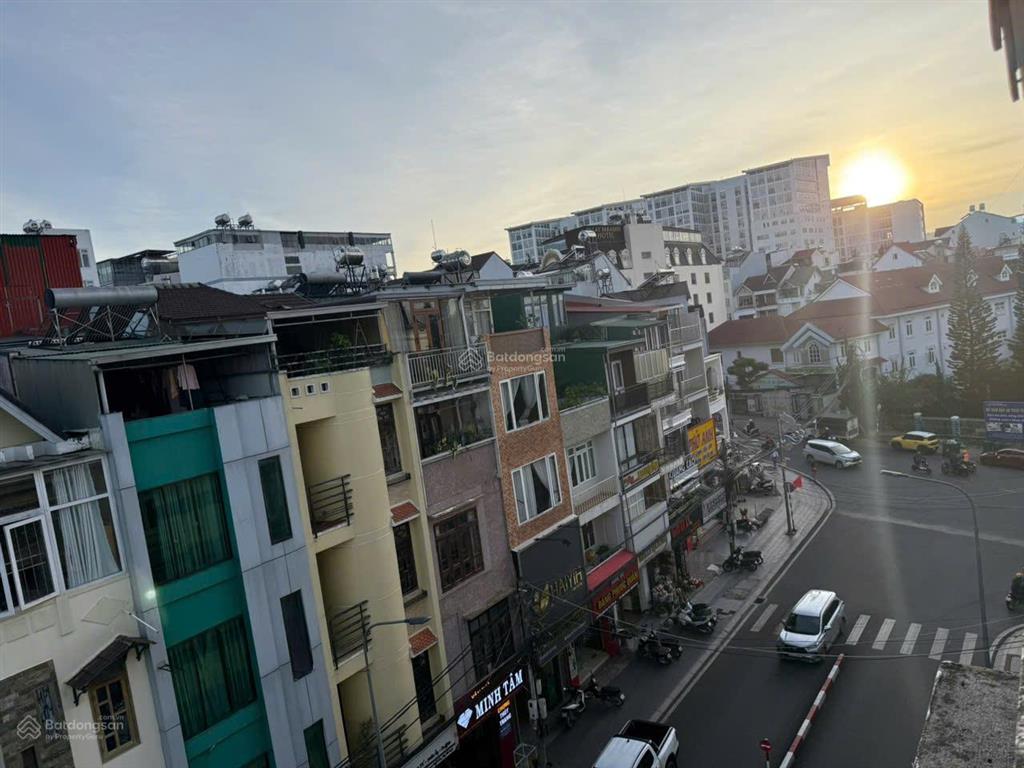 Chính chủ cho thuê phòng ks theo tháng có thang máy tại đà lạt