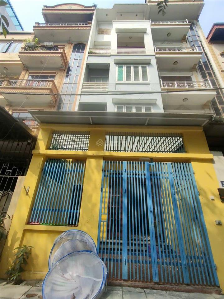 Bán siêu phẩm phân lô nghĩa đô, đối diện cổng fpt school 2 ôtô tránh vỉa hè dừng đỗ, dt 83m 5t mt5m