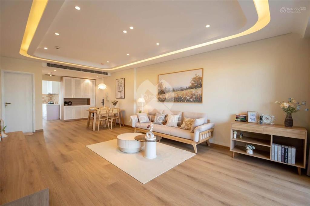 Hiếm có căn góc 2 phòng ngủ trực diện sông hàn tòa indochina 100m2 giá chỉ 8,x tỷ đồng sẵn sổ