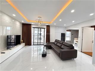 Cho thuê căn hộ 2 phòng ngủ view sông hàn 130m2 đà nẵng plaza giá 25 triệu/tháng