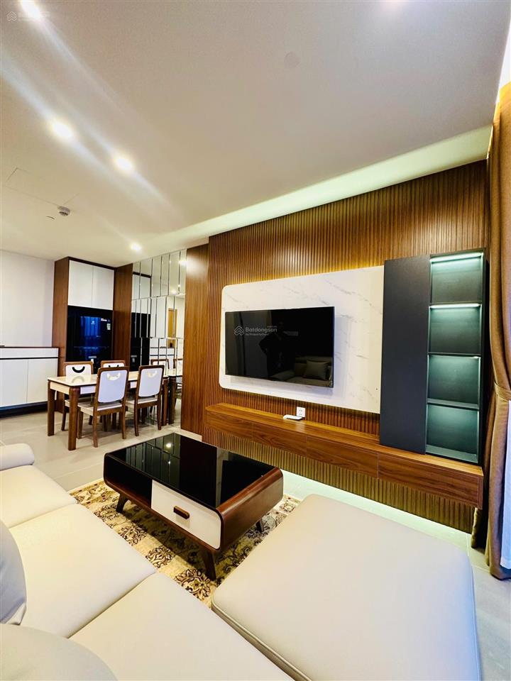 Cho thuê căn hộ 1 phòng ngủ sam 51m2 view sông hàn cực đẹp, sẵn nội thất, vào ở ngay
