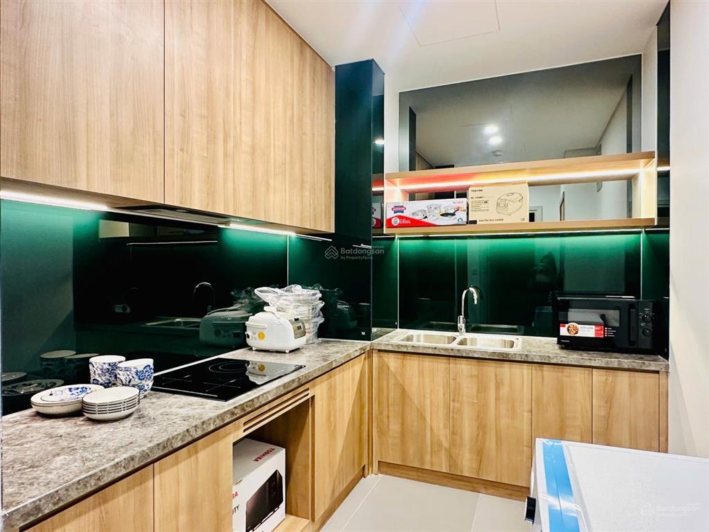 Cho thuê căn hộ 1 phòng ngủ sam 51m2 view sông hàn cực đẹp, sẵn nội thất, vào ở ngay
