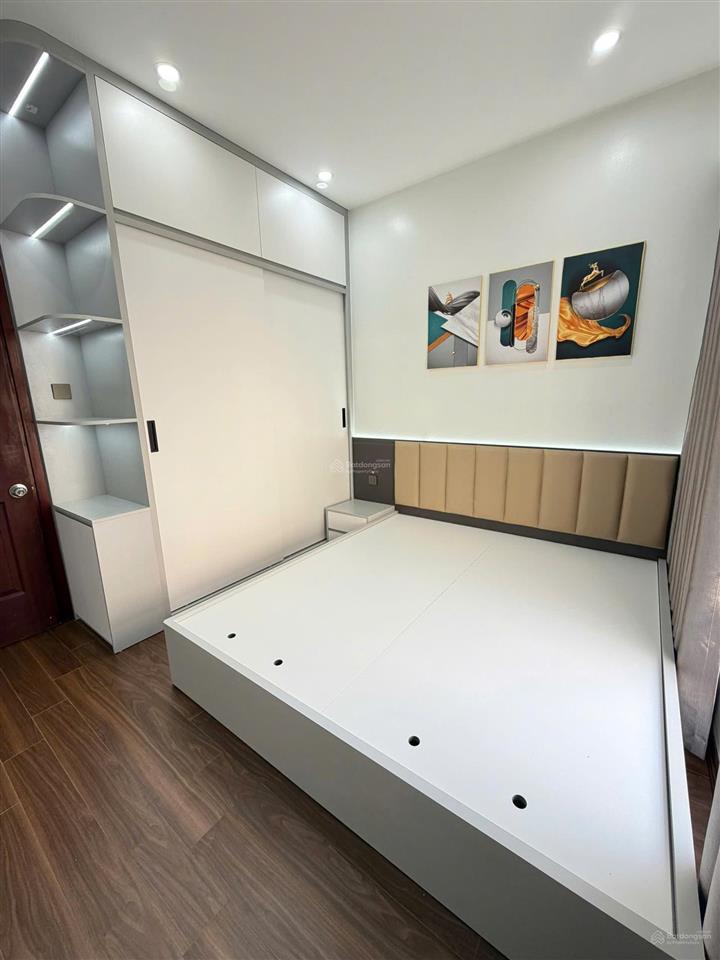 Chính chủ bán căn 72m2 chung cư the charm an hưng bc đông bắc, giá 5.49 tỷ nhà mới nhận