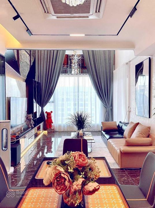 Chính chủ cần bán căn 76m, 2 ngủ+1 chung cư goldseason 47 nguyễn tuân, giá 6.3 tỷ tỷ full nội thất