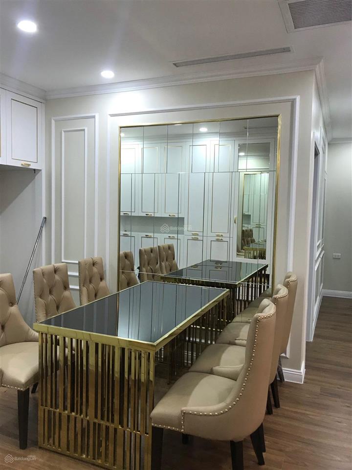 Tôi chính chủ cần bán gấp căn 160m2 chung cư n05 hoàng đạo thúy, full nội thất