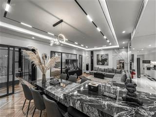 Tôi chính chủ cho thuê căn hộ 132m, 3 ngủ chung cư royal city, full nội thất. 0979 069 ***