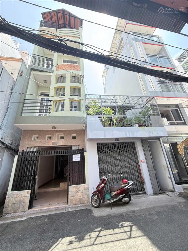 Trung tâm quận 3  5pn, 5wc  phù hợp ở & cho thuê  thương lượng mạnh cho thuê 30tr/tg