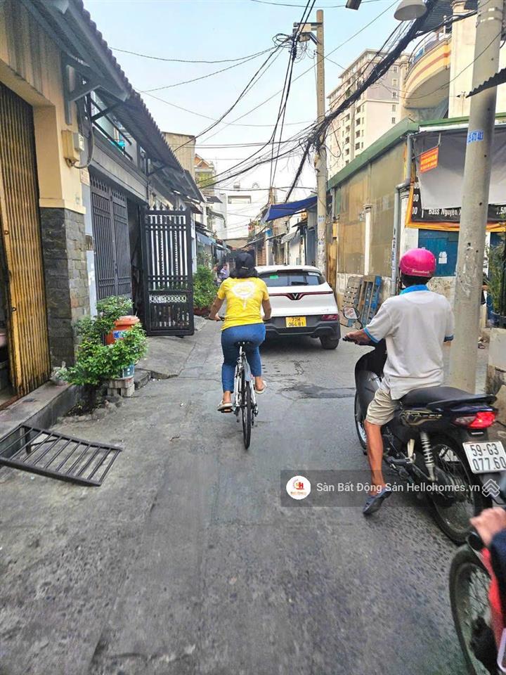 Bán lô đất  ngang 10x13m  phan văn hớn, quận 12 hẻm ô tô  sổ hồng riêng  giá nhỉnh 7 tỷ
