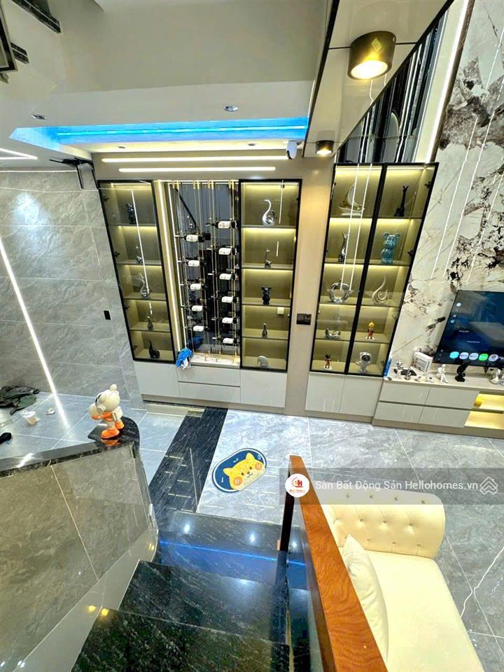 Nhà phố cao cấp quận 12 giáp gò vấp  đúc 5 tầng  full nội thất xịn  hẻm ô tô 7m  nhỉnh 8 tỷ
