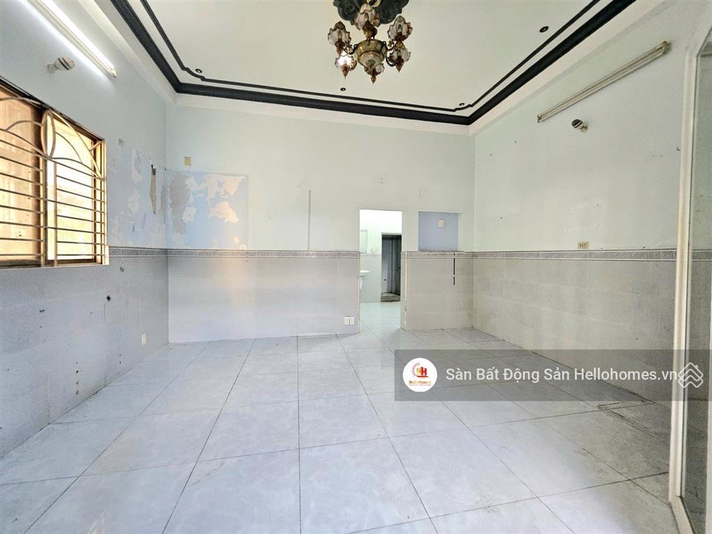 Căn góc 3 tầng  nguyễn văn quá, quận 12  hẻm ô tô  sổ riêng  chỉ 4,9 tỷ