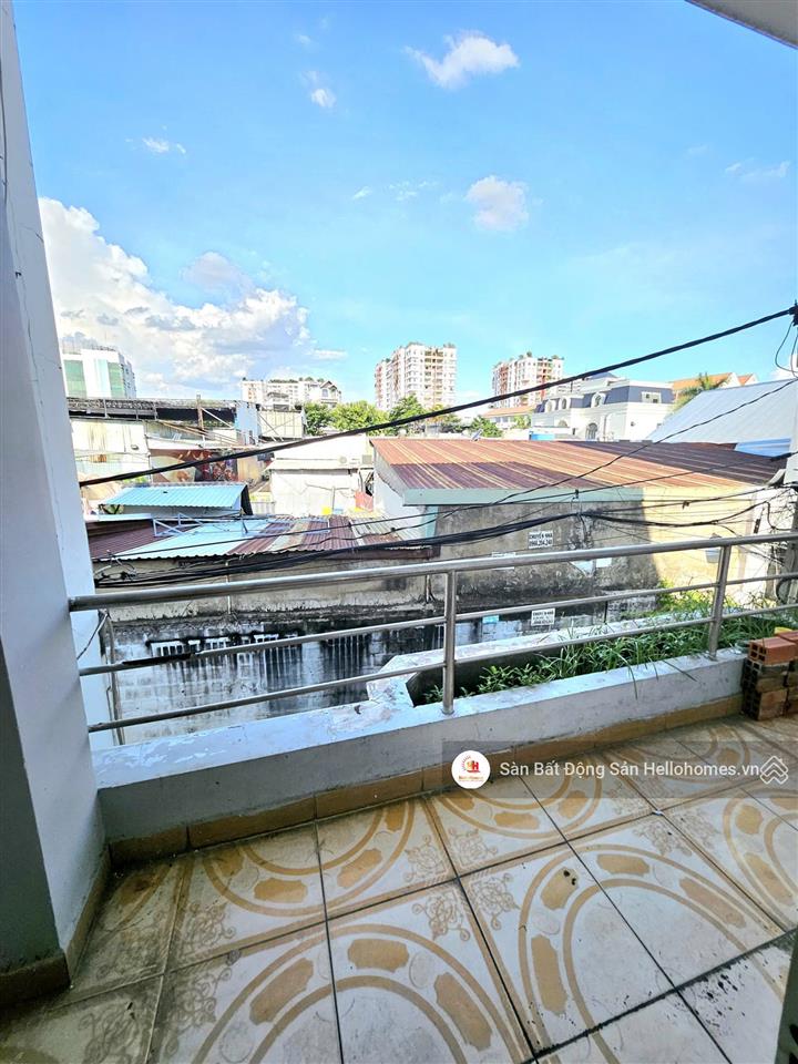 Căn góc 3 tầng  nguyễn văn quá, quận 12  hẻm ô tô  sổ riêng  chỉ 4,9 tỷ
