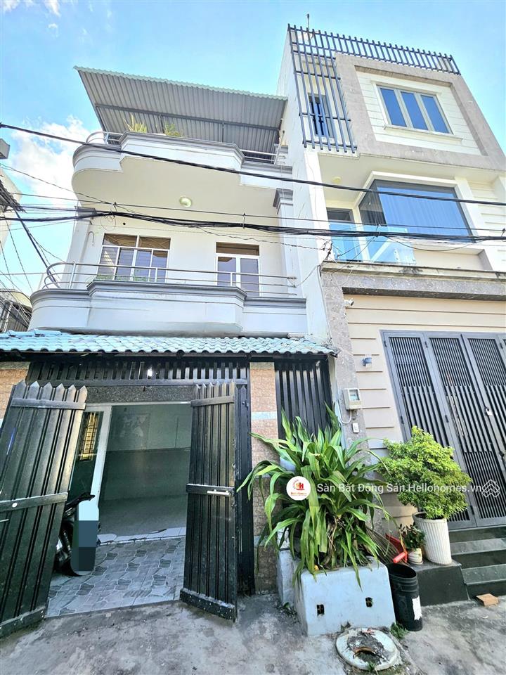 Căn góc 3 tầng  nguyễn văn quá, quận 12  hẻm ô tô  sổ riêng  chỉ 4,9 tỷ