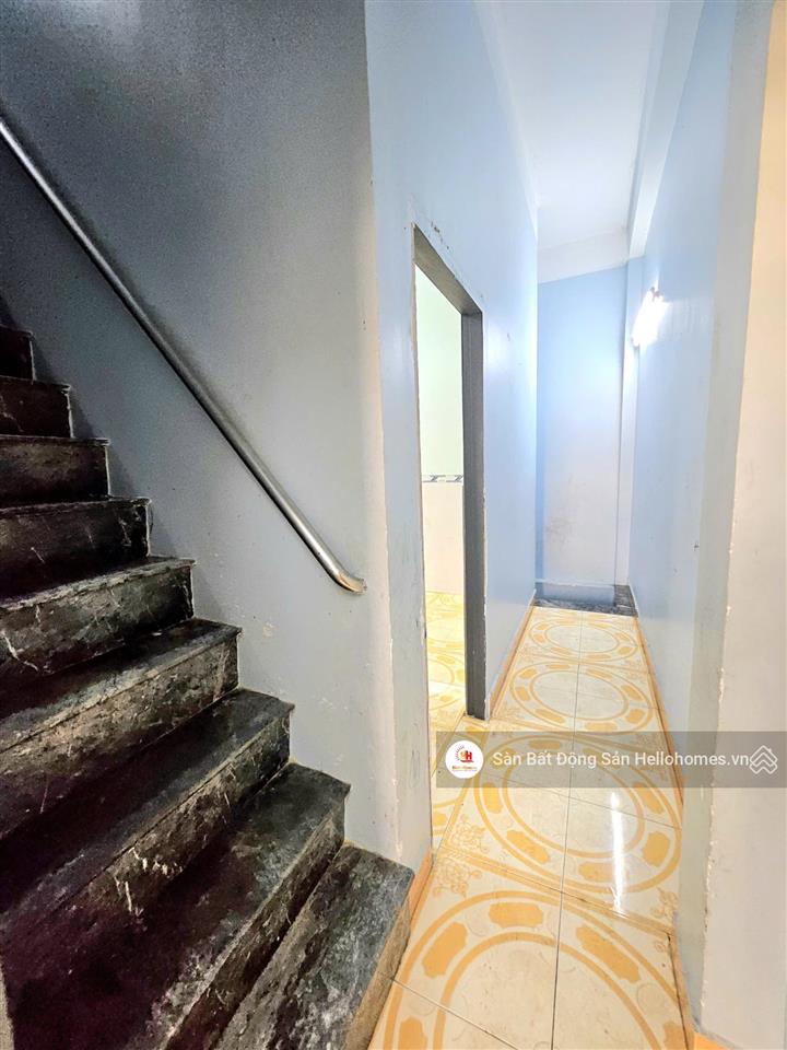 Căn góc 3 tầng  nguyễn văn quá, quận 12  hẻm ô tô  sổ riêng  chỉ 4,9 tỷ