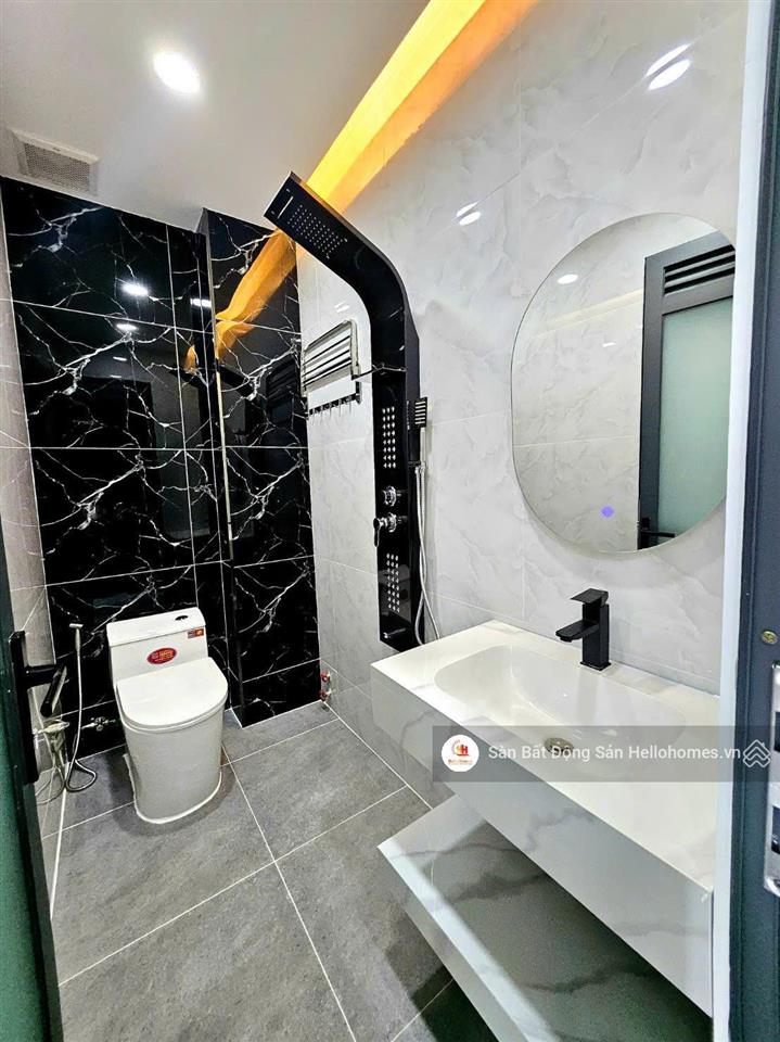 Nhà phố luxury 5 tầng  nguyễn văn quá, quận 12  full nội thất thang máy  chỉ 10.5 tỷ