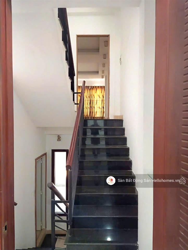 Bán nhà mặt tiền trần thị cờ quận 12  sổ riêng 3,7x20m  đúc 4 tầng  kinh doanh  giá 8,5 tỷ