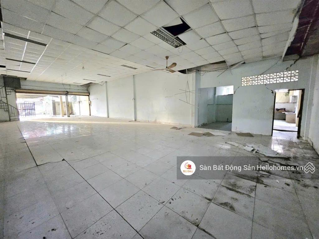 Cho thuê nhà xưởng diện tích 300m2 đường xe tải nguyễn văn quá, quận 12, 23tr/th