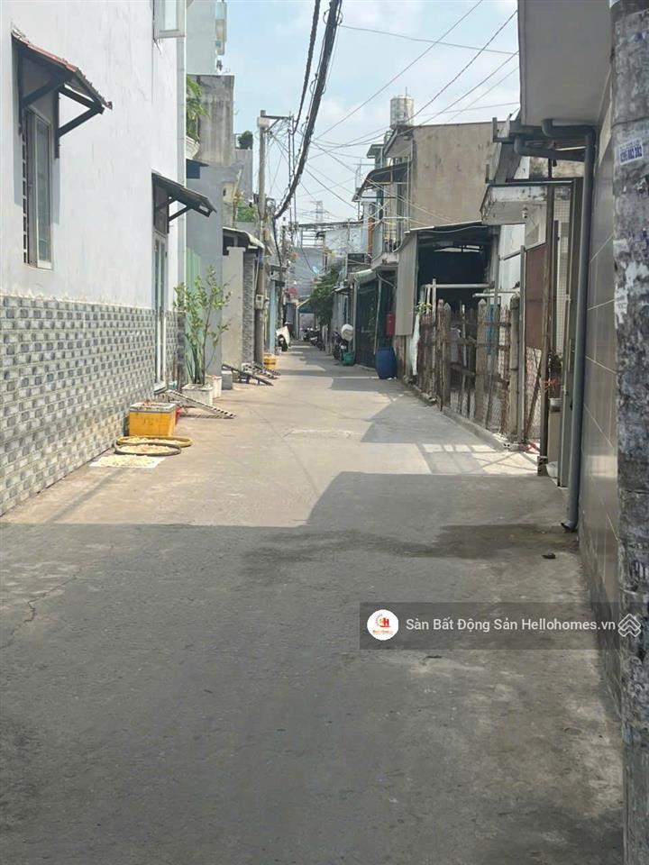 Nhà 3 tầng  hẻm ô tô  sổ riêng nguyễn văn quá q12  giá chỉ 4 tỷ 980